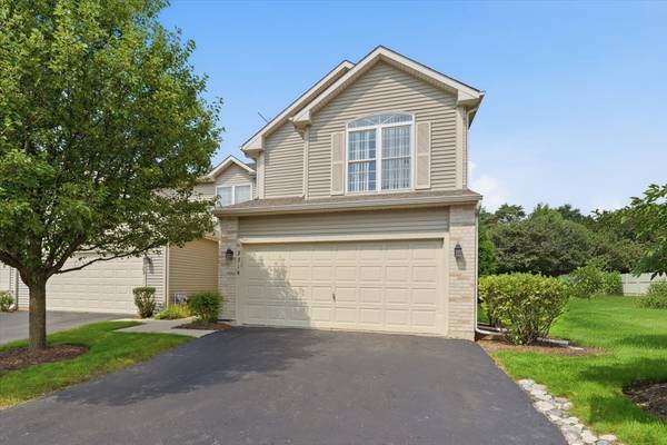 3318 Cottonwood CT, Mchenry, IL 60051