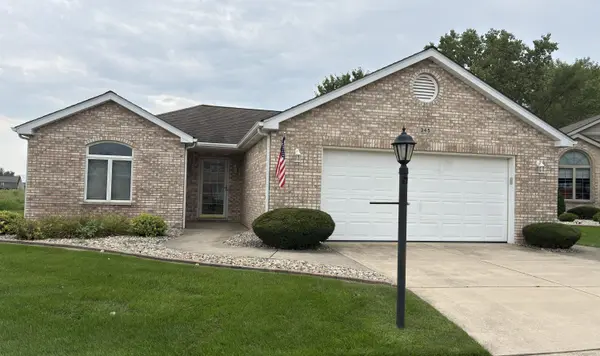 345 W Eastland CIR, Lowell, IN 46356