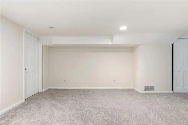 6024 W 35th ST, Saint Louis Park, MN 55416