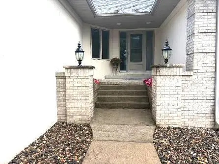 13172 Galleria PL, Apple Valley, MN 55124