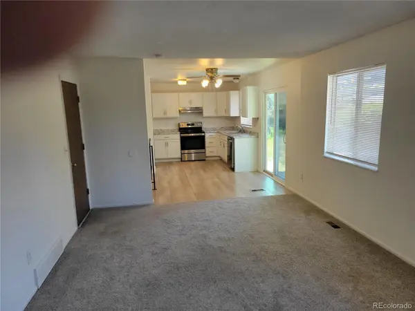 9401 N Brentwood ST, Broomfield, CO 80021