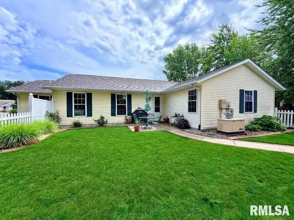 7 CAROL CT, Taylorville, IL 62568