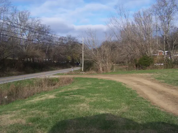 2176 Columbia Hwy, Pulaski, TN 38478