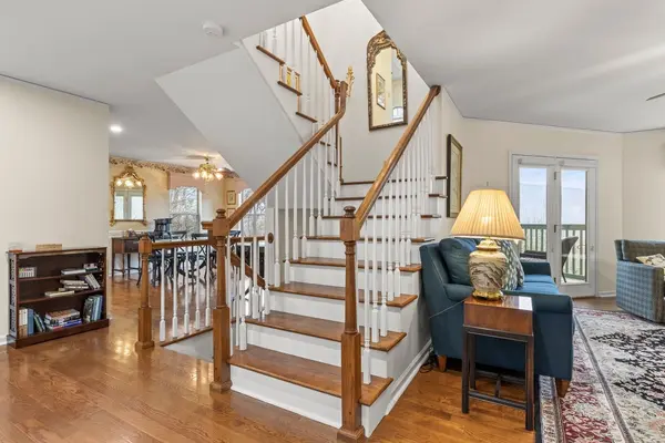 907 Smoky Bears Way, Gatlinburg, TN 37738