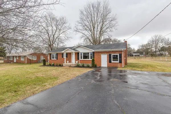 508 N Locust St, Mount Pleasant, TN 38474