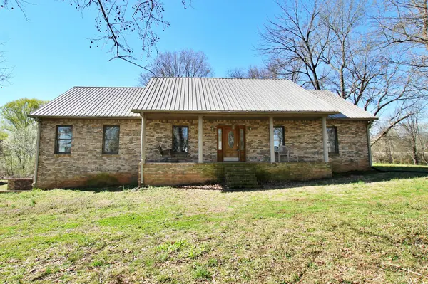 7618 Hwy 41 N, Adams, TN 37010