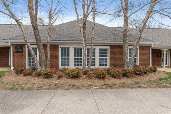 3326 Aspen Grove Dr, Franklin, TN 37067