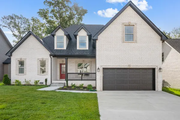 586 Alicia Drive, Clarksville, TN 37043