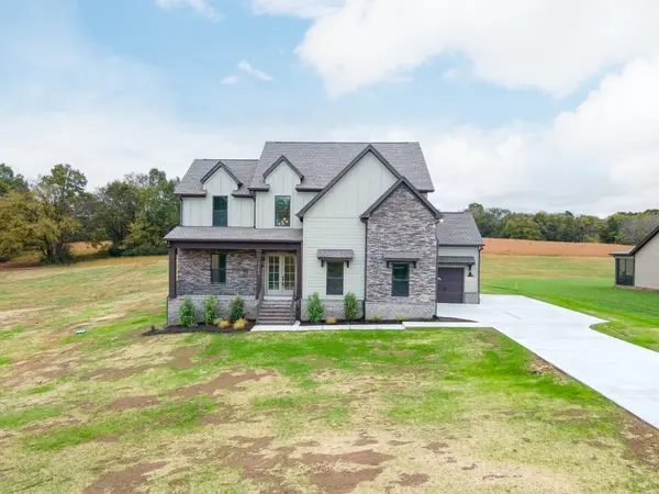 1066 Peyton Pl, Columbia, TN 38401