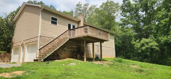 6336 Hickory Dr, Centerville, TN 37033