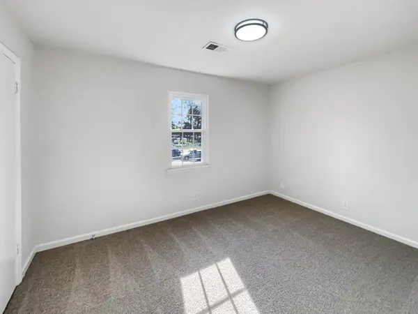 288 Donna Dr #F, Hendersonville, TN 37075