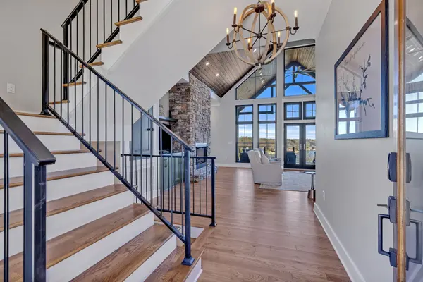 337 Lake Court Dr, Lynchburg, TN 37352