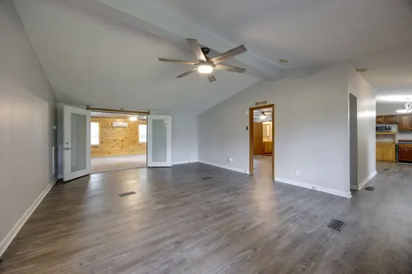 5661 Dixon Rd, Cross Plains, TN 37049