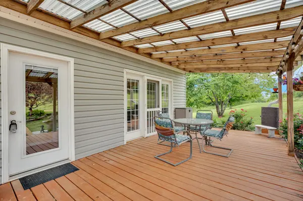 5763 New Harmony Rd, Hartsville, TN 37074