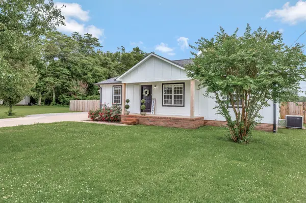 2312 Forrest Fields Dr, Chapel Hill, TN 37034