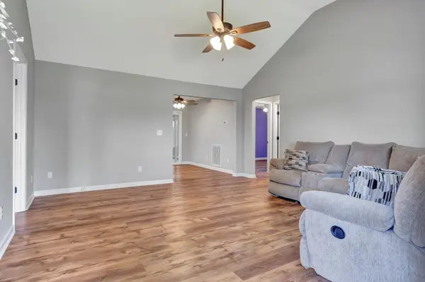 2312 Forrest Fields Dr, Chapel Hill, TN 37034