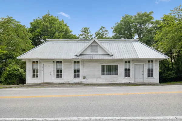 1319 Main St #N, Carthage, TN 37030