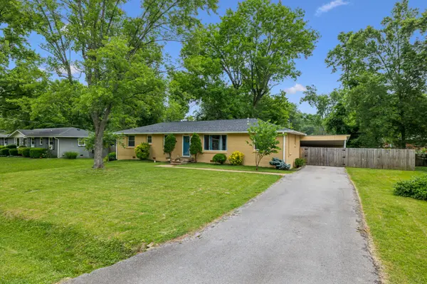 5044 Suter Dr, Nashville, TN 37211