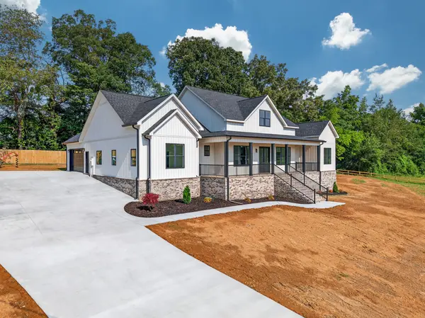 13 Cedar Grove Drive, Fayetteville, TN 37334