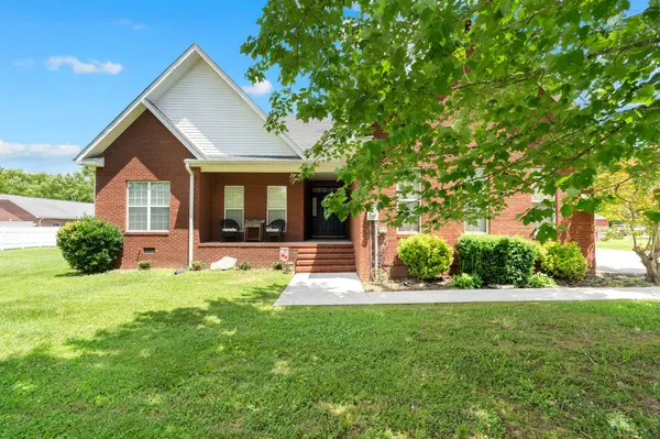 285 Crimson Dr, Winchester, TN 37398
