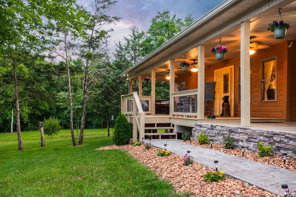 3121 Coon Hunter Lodge Rd, Jamestown, TN 38556