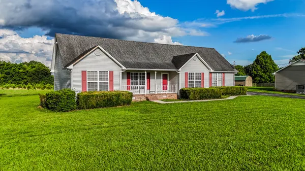 107 Cascade Ln, Bell Buckle, TN 37020
