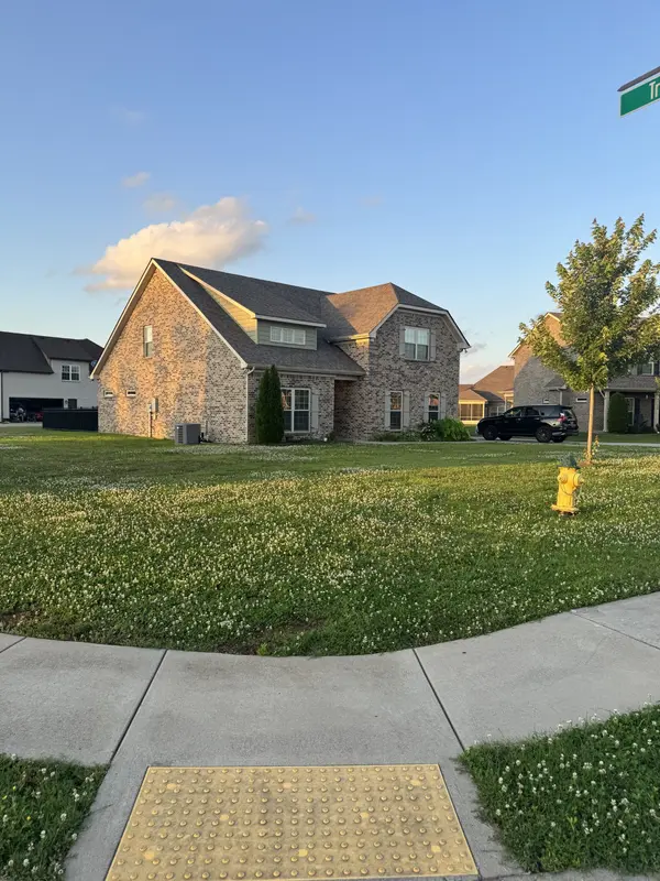 2210 Delafield Ct, Murfreesboro, TN 37128