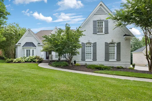 220 Ennismore Ln, Brentwood, TN 37027