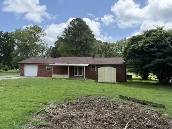 125 Benco Ln, Camden, TN 38320