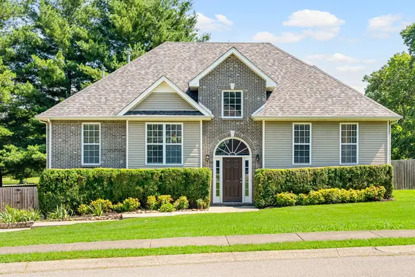 4328 Monticello Trce, Adams, TN 37010