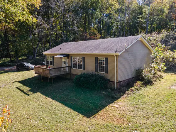 1036 Kaity Brooke Rd, Portland, TN 37148