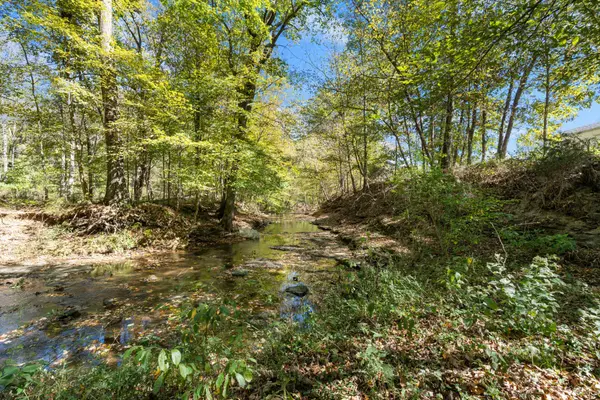 1036 Kaity Brooke Rd, Portland, TN 37148