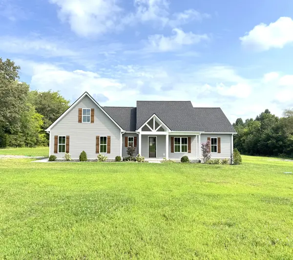 3868 Hollow Springs Rd, Bradyville, TN 37026