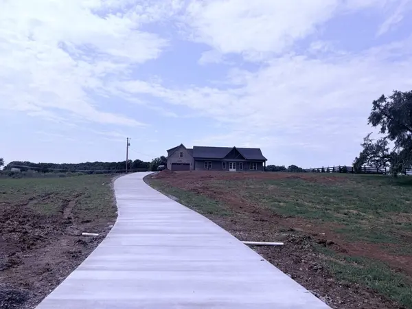 237 Burns Road, Shelbyville, TN 37160