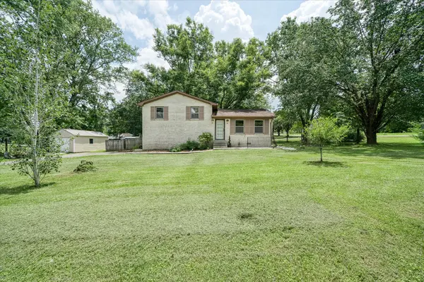 11 Battlefield Rd, Cookeville, TN 38506