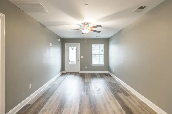 2071 Downstream Dr, Ashland City, TN 37015