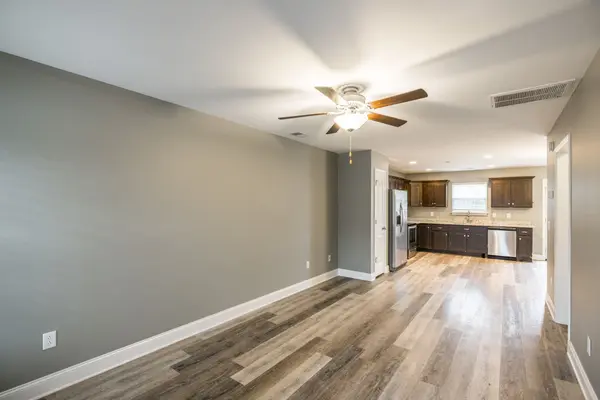 2071 Downstream Dr, Ashland City, TN 37015