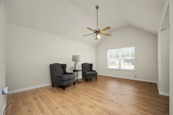 225 Callender Ct, Christiana, TN 37037
