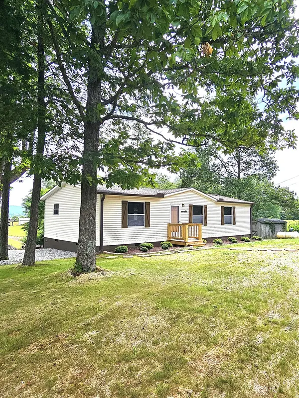 17 Rocky River Rd, Rock Island, TN 38581