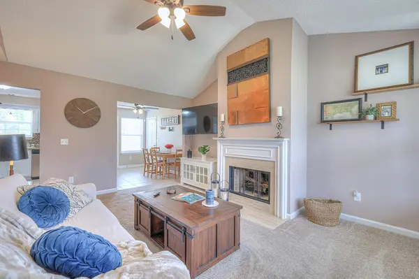 421 Randall Ln, La Vergne, TN 37086