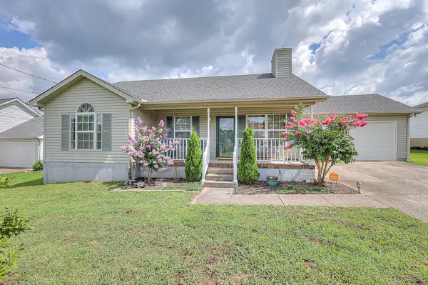 421 Randall Ln, La Vergne, TN 37086