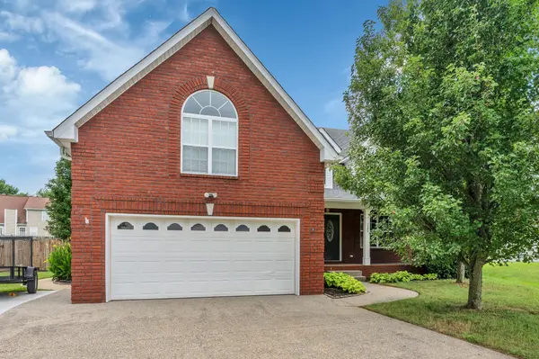 120 Danbury Ct, White House, TN 37188