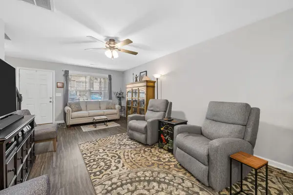 250 Woodland Valley Ln, Clarksville, TN 37040
