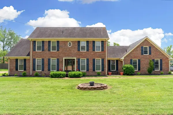 138 Hedgelawn Dr, Hendersonville, TN 37075
