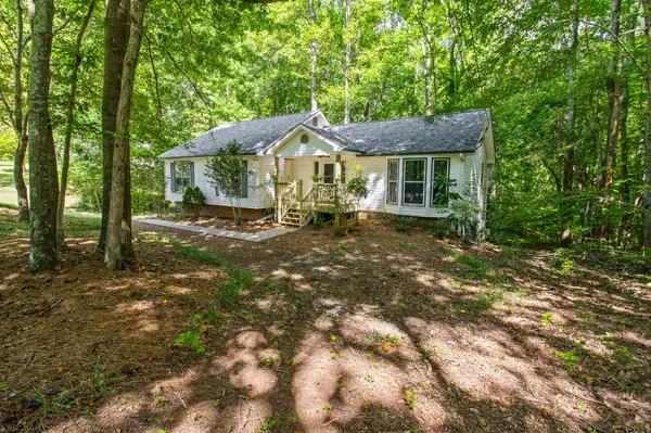 152 Northwoods Circle, Ball Ground, GA 30107