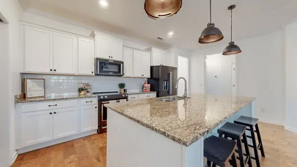 2508 Hanover Dr, Columbia, TN 38401