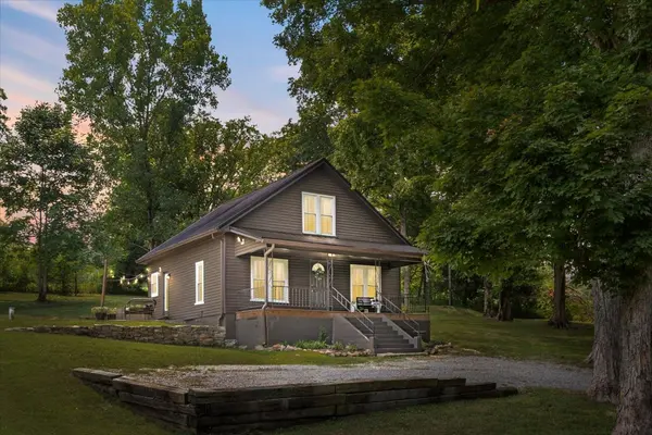 2460 Little Bartons Creek Rd, Cumberland Furnace, TN 37051