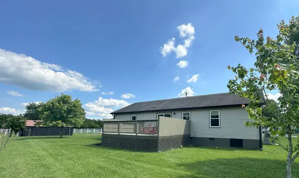 823 Brookhaven Cir, Shelbyville, TN 37160
