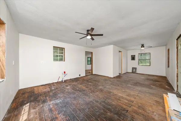 3341 York Hwy, Gainesboro, TN 38562