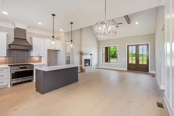 2676 Hartsville Pike, Castalian Springs, TN 37031